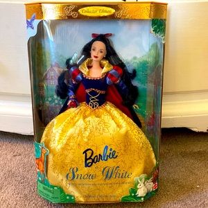 Collector edition Barbie as Snow White